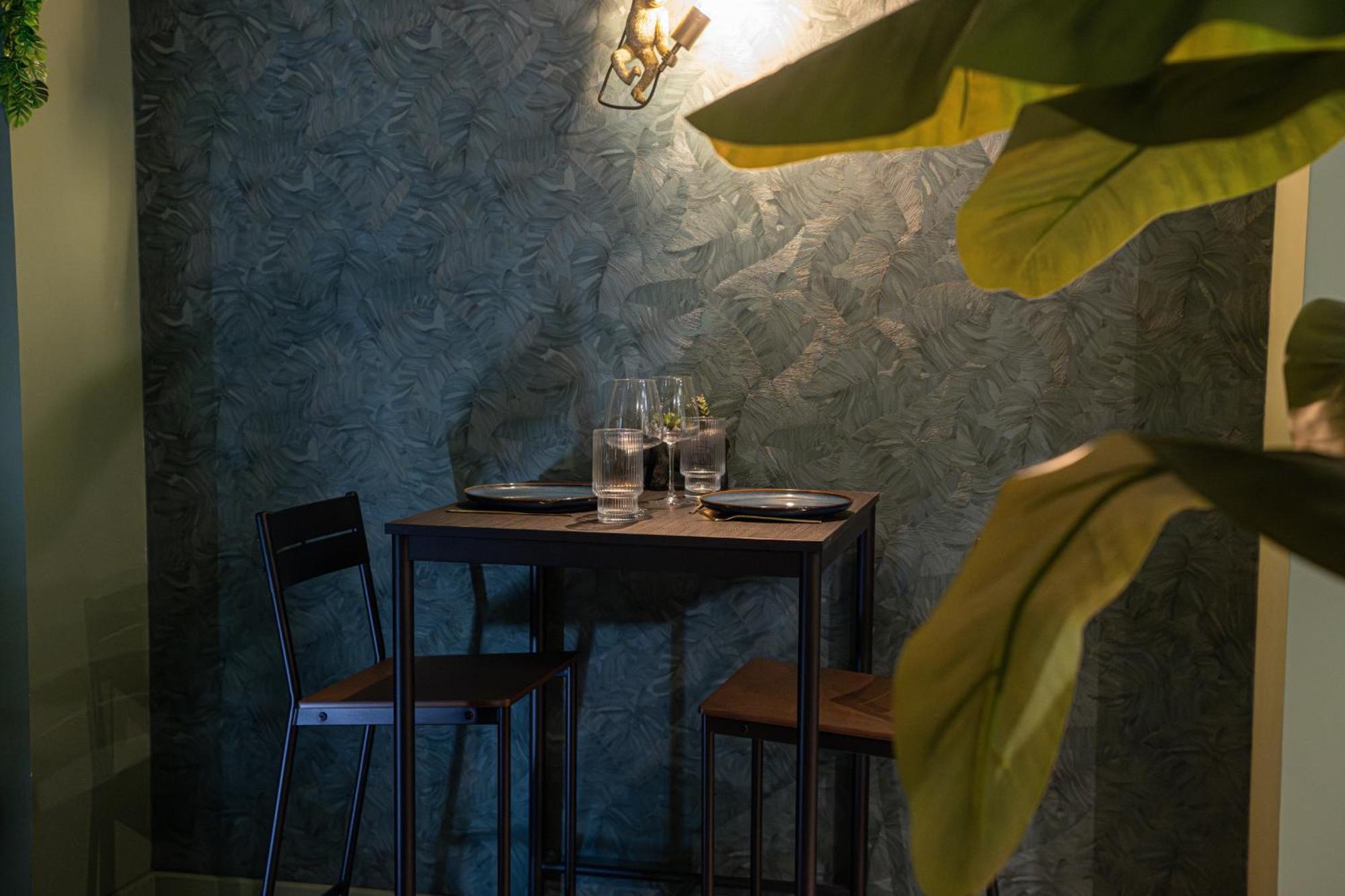Secret Jungle - Love Room By Prim0 C0Nciergerie Royat Exterior photo